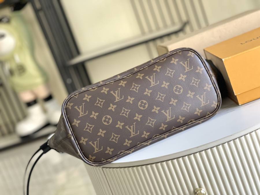 Louis Vuitton Neverfull Inside Out MM M11946 31 x 28 x 14 3293