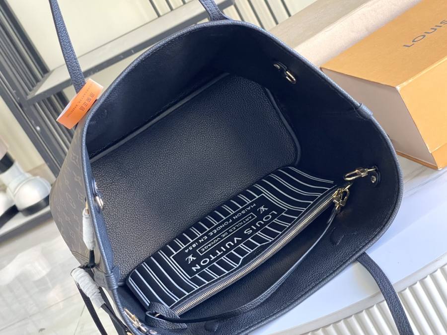 Louis Vuitton Neverfull Inside Out MM M11946 31 x 28 x 14 3293