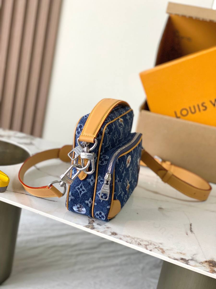 Louis Vuitton Nil M27553 25 x 17.5 8421
