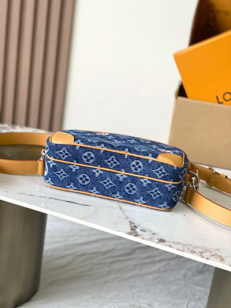 Louis Vuitton Nil M27553 25 x 17.5 8421
