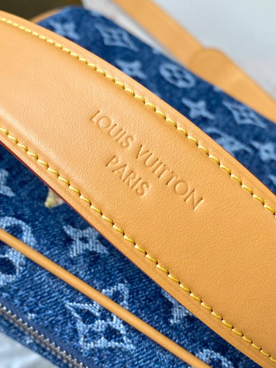 Louis Vuitton Nil M27553 25 x 17.5 8421