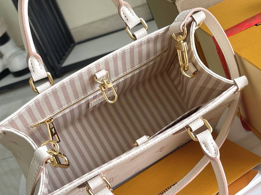 Louis Vuitton OnTheGo PM M14403 25 x 19 x 11.5 E36E