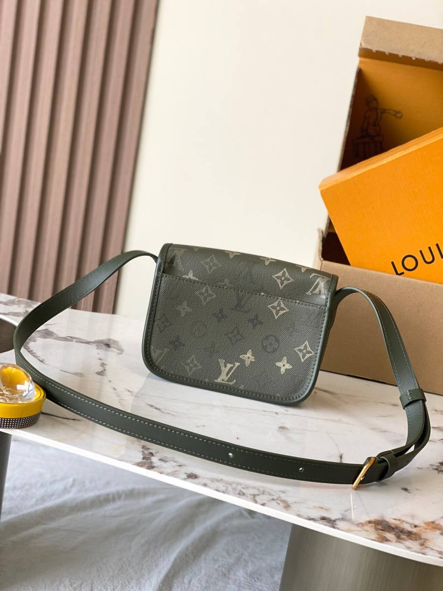 Louis Vuitton Satchel M26969 5A7E