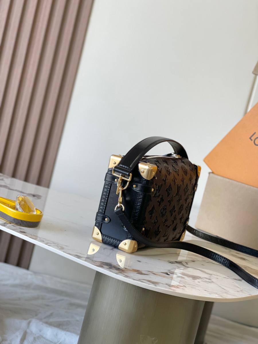 Louis Vuitton Side Trunk MM M27036 Monogram BD4B