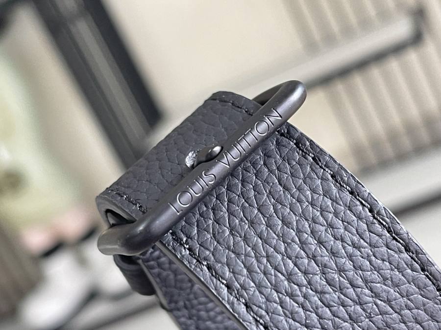 Louis Vuitton Speed Messenger M15268 27 x 20 x 8 E8C9