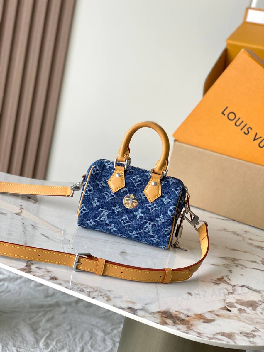 Louis Vuitton Speedy 18 Bandouliere M27557 18 x 12 x 10 5DB7