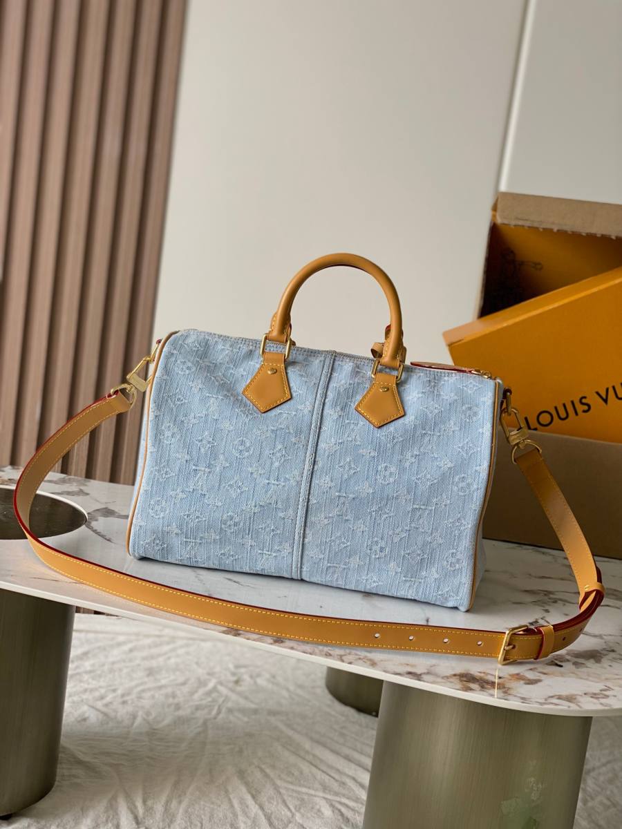 Louis Vuitton Speedy 30 Bandouliere M2A209 30 x 21 x 17 EC87