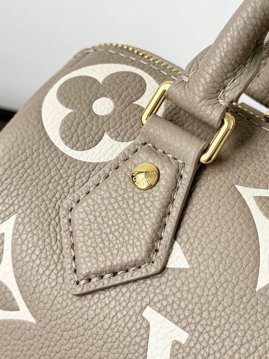 Louis Vuitton Speedy Bandouliere 20 M46575 20.5 x 13.5 x 12 95A8