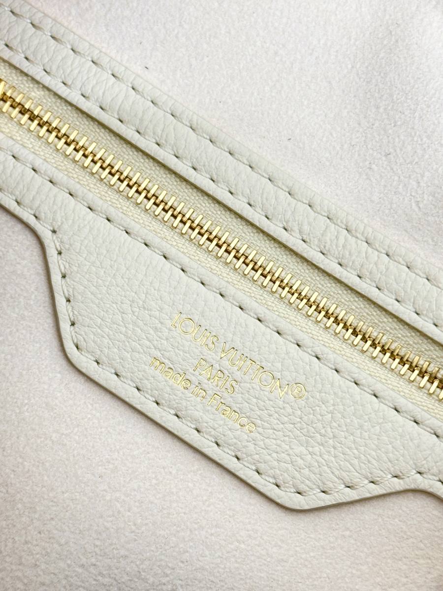 Louis Vuitton Speedy Bandouliere M26690 2956
