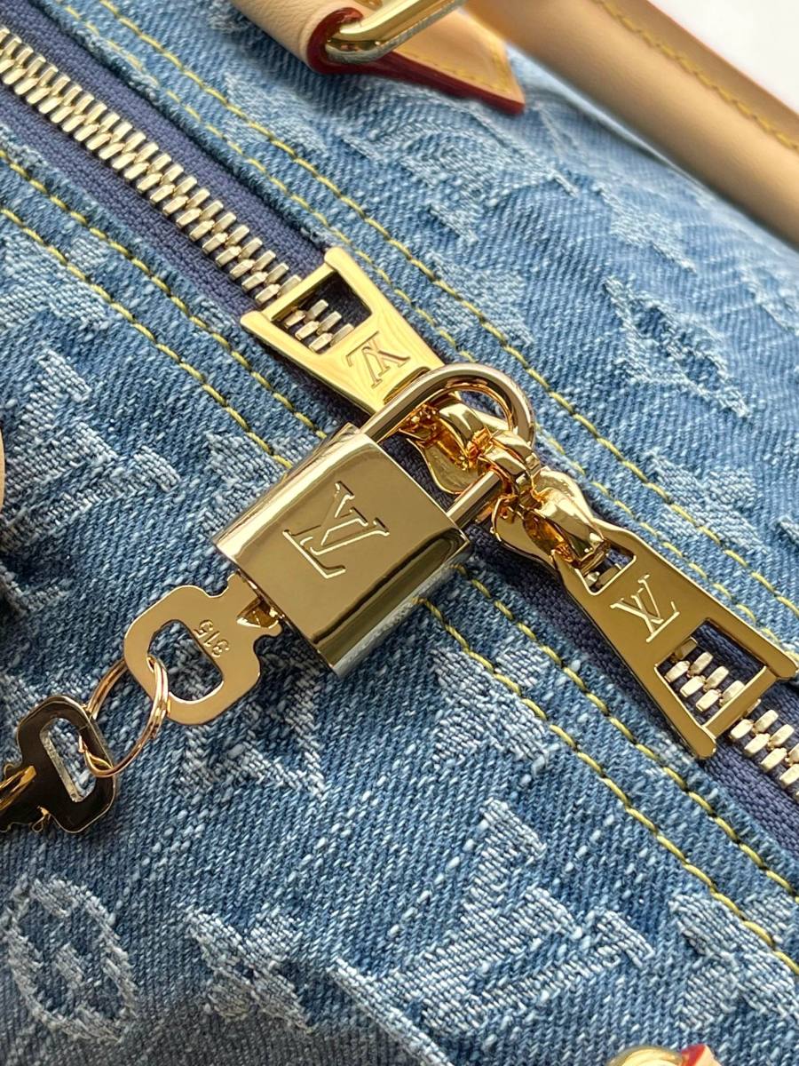 Louis Vuitton Speedy Soft 30 M14430 30 x 21 x 17 Denim 7F8F
