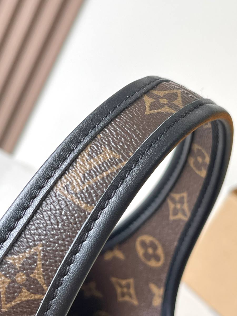 Louis Vuitton The Drop PM M12940 28 x 15 x 12 Monogram 4DD5