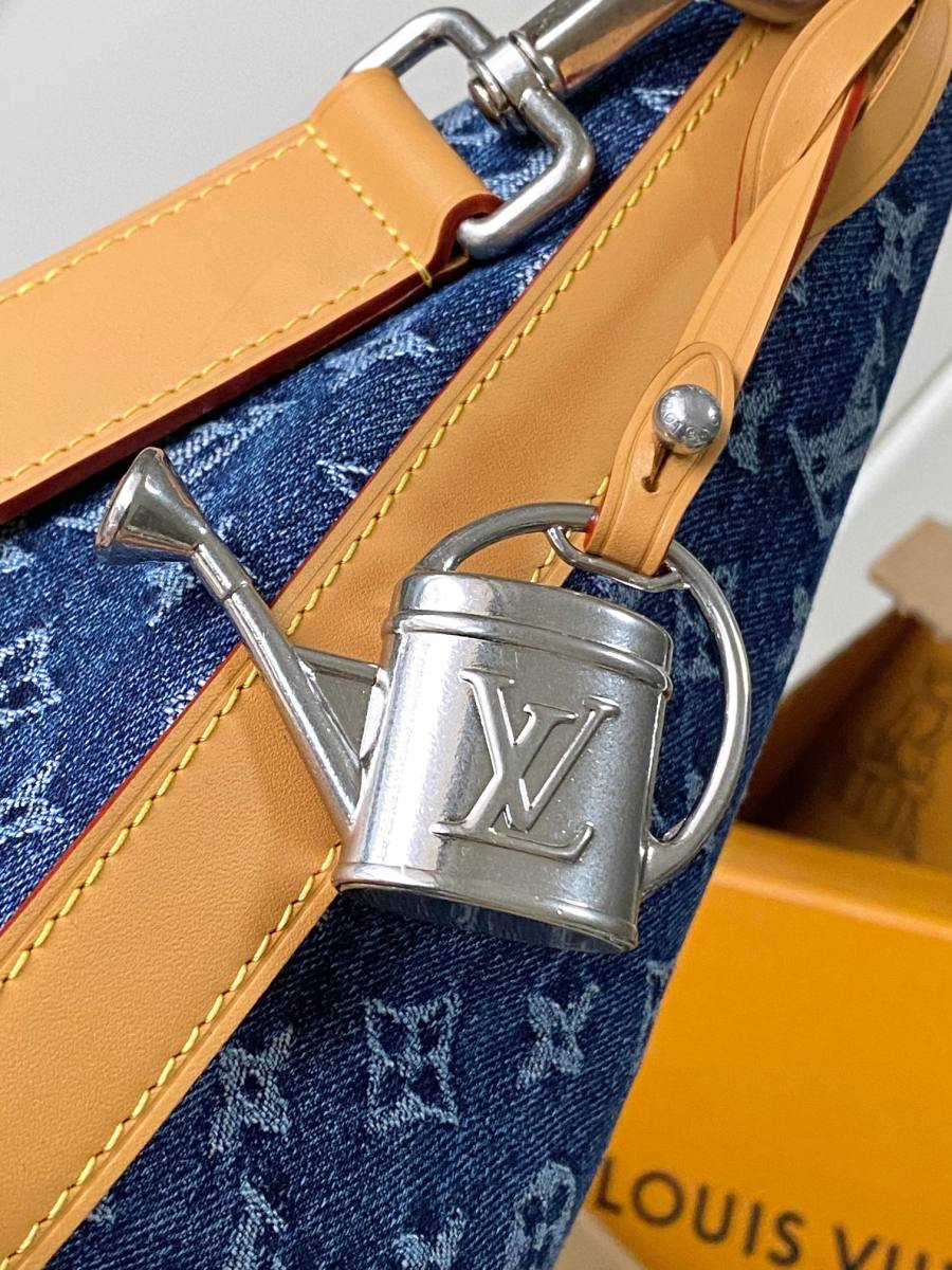 Louis Vuitton Vagabond Hobo M27555 3A38