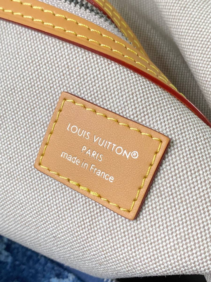 Louis Vuitton Vagabond Hobo M27555 3A38