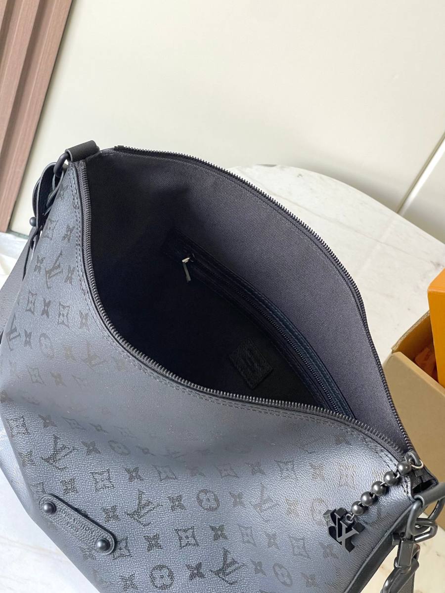Louis Vuitton Vagabond Hobo M27856 359D
