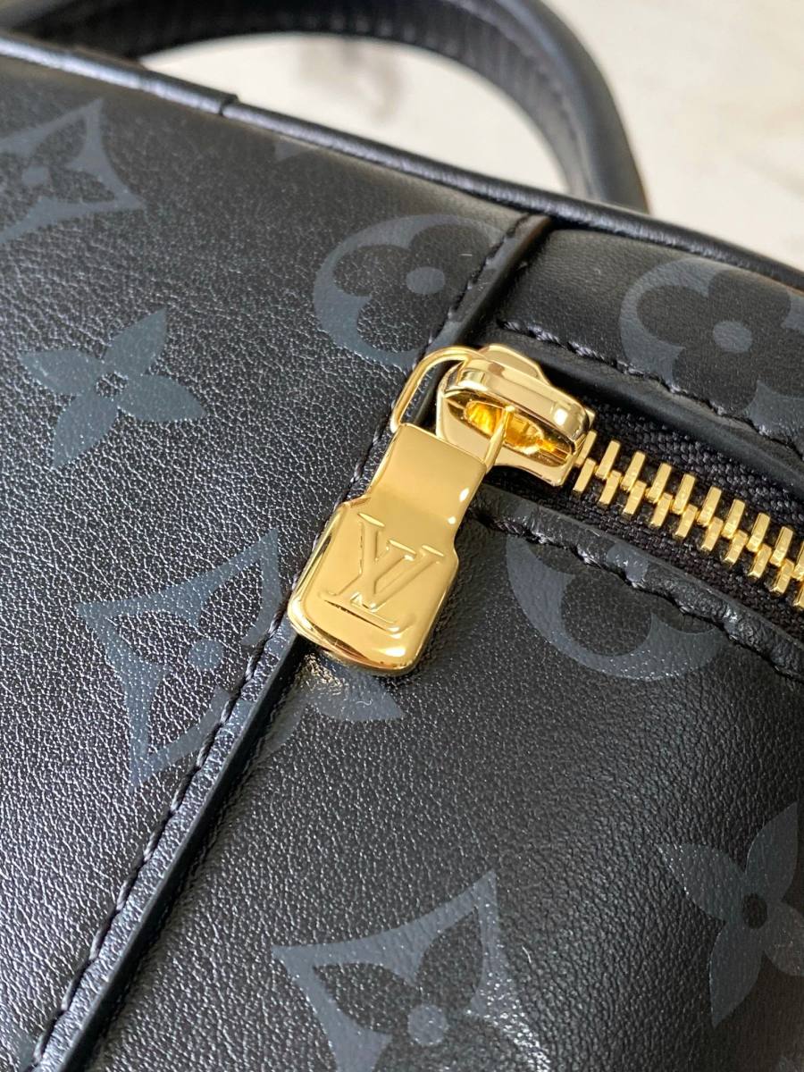 Louis Vuitton Vanity Chain Pouch M3A372 7550