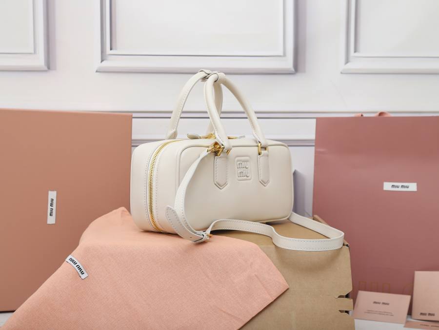 Miu Miu Arcadie Large 5BB148 1209 27 x 12 x 9