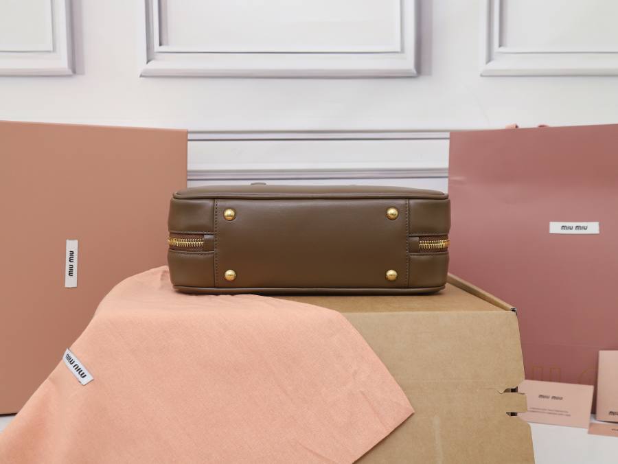 Miu Miu Arcadie Large 5BB148 D304 27 x 12 x 9