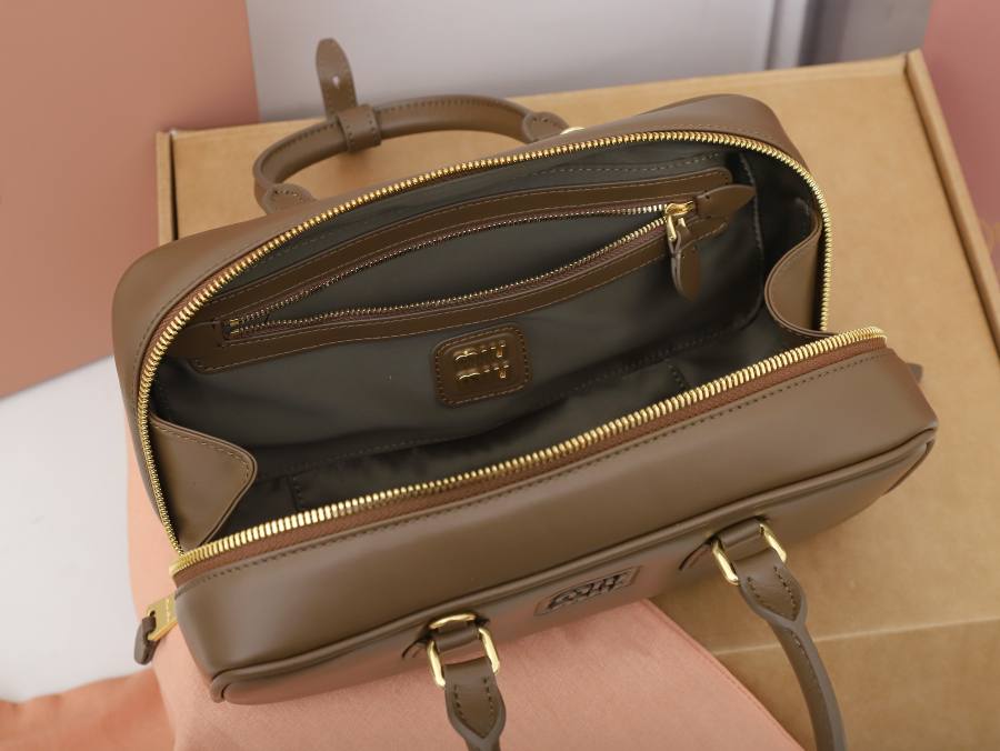 Miu Miu Arcadie Large 5BB148 D304 27 x 12 x 9