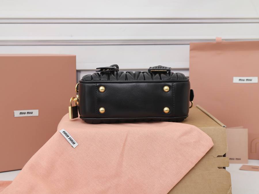 Miu Miu Arcadie Matelasse Small 5BB123 2656 19 x 13 x 6
