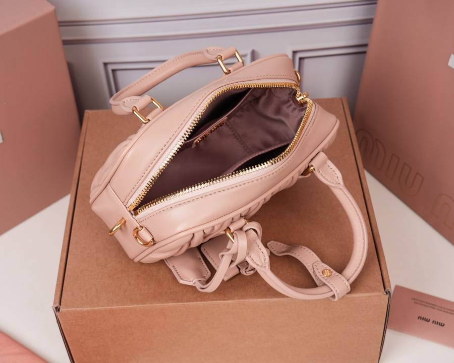 Miu Miu Arcadie Matelasse Small 5BB123 7E42 19 x 13 x 6