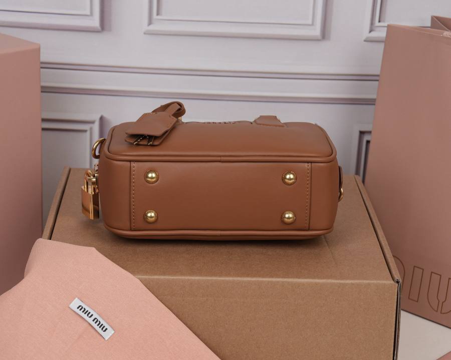 Miu Miu Arcadie Matelasse Small 5BB123 D7C9 19 x 13 x 6