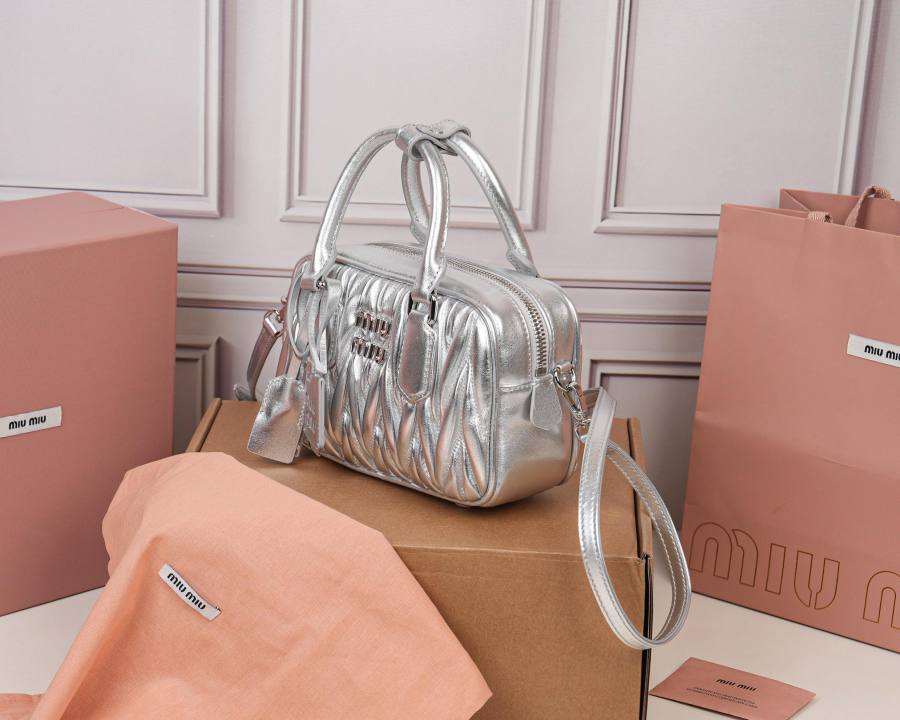 Miu Miu Arcadie Matelasse Small 5BB123 E52D 19 x 13 x 6