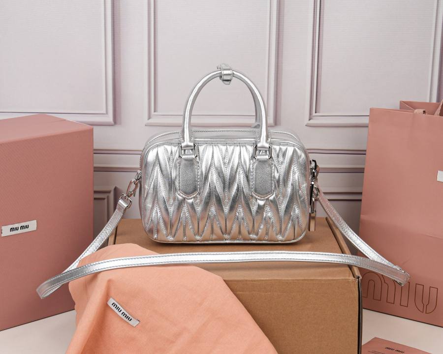 Miu Miu Arcadie Matelasse Small 5BB123 E52D 19 x 13 x 6