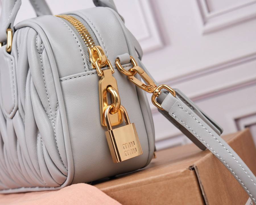 Miu Miu Arcadie Matelasse Small 5BB123 E698 19 x 13 x 6
