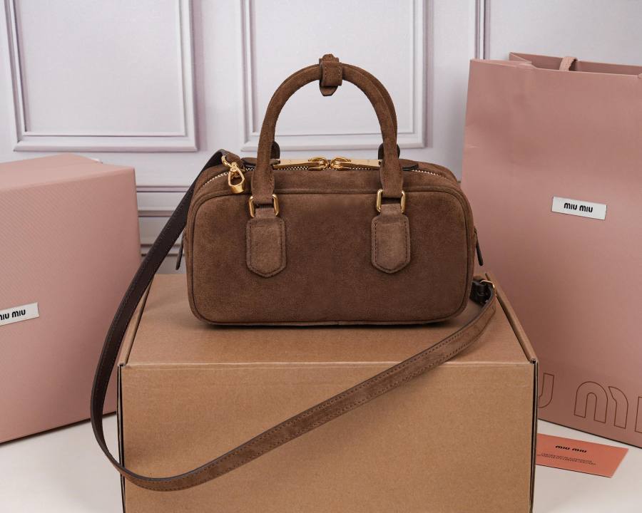 Miu Miu Arcadie Regular 5BB142 2C9B 22 x 10.5 x 7.5
