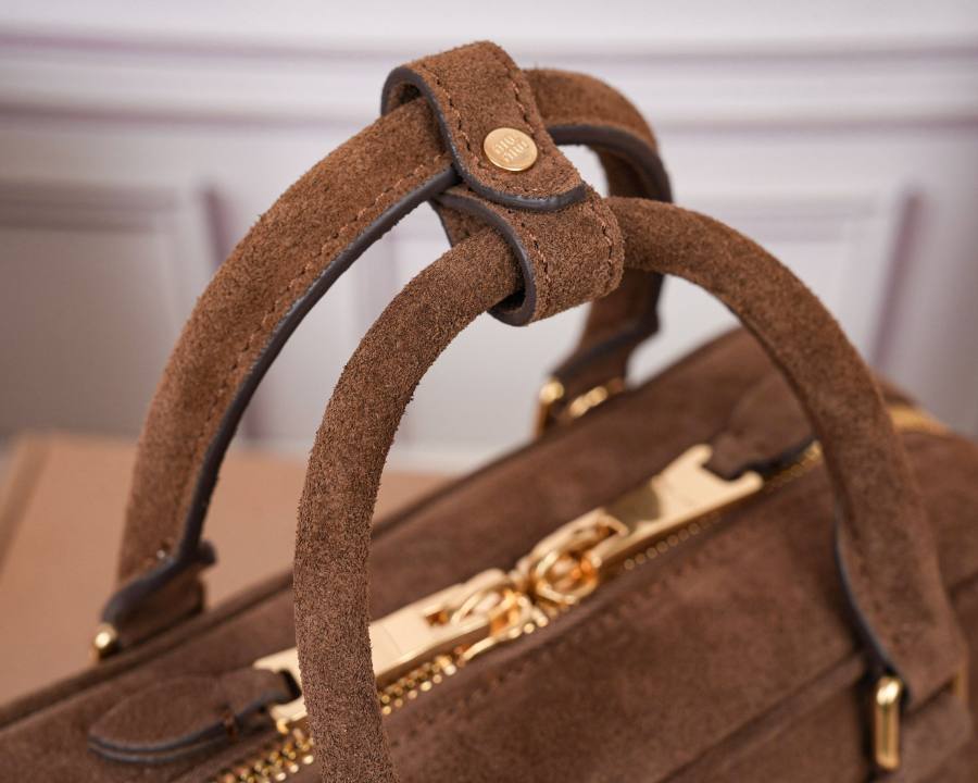 Miu Miu Arcadie Regular 5BB142 2C9B 22 x 10.5 x 7.5