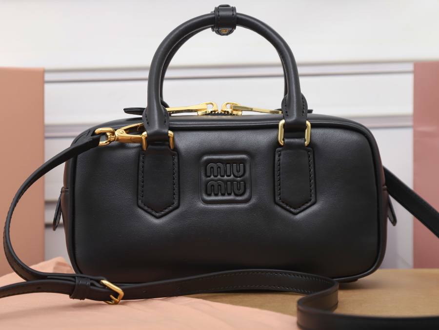 Miu Miu Arcadie Regular 5BB142 432A 22 x 10.5 x 7.5