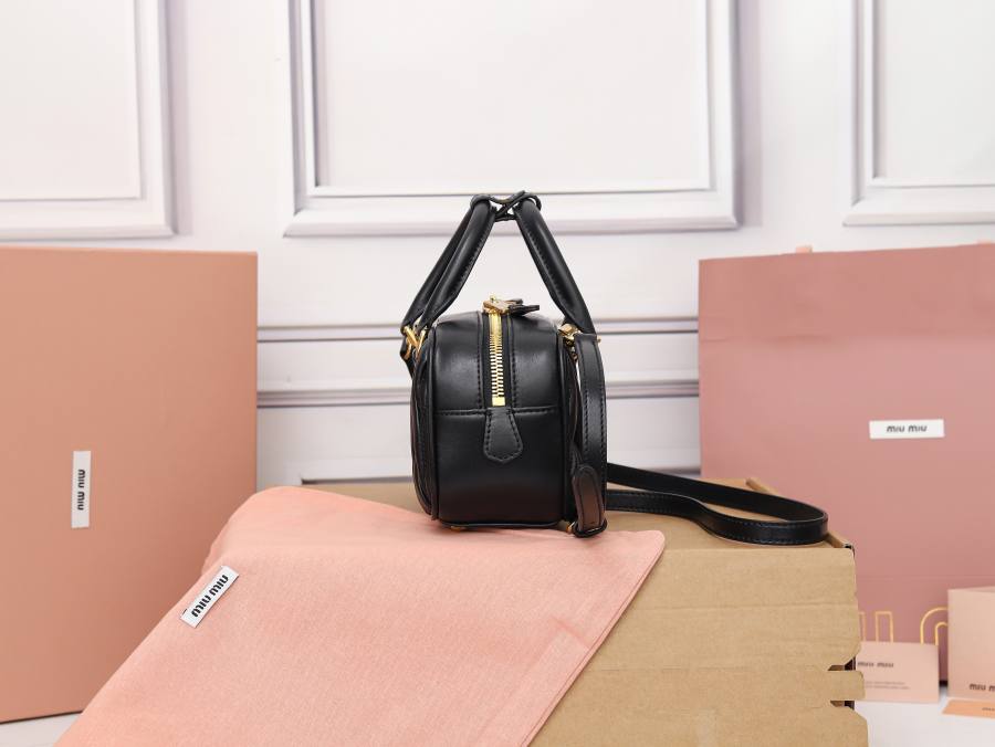 Miu Miu Arcadie Regular 5BB142 6A6C 22 x 10.5 x 7.5