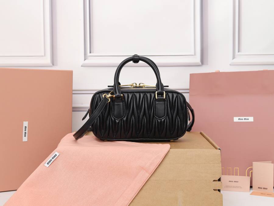 Miu Miu Arcadie Regular 5BB142 6A6C 22 x 10.5 x 7.5