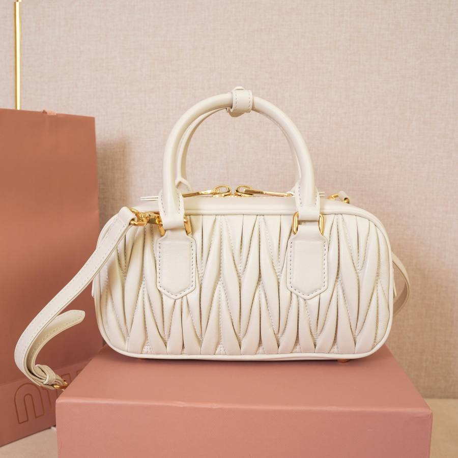 Miu Miu Arcadie Regular 5BB142 7BCA 22 x 10.5 x 7.5