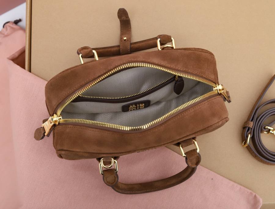 Miu Miu Arcadie Regular 5BB142 FEF3 22 x 10.5 x 7.5