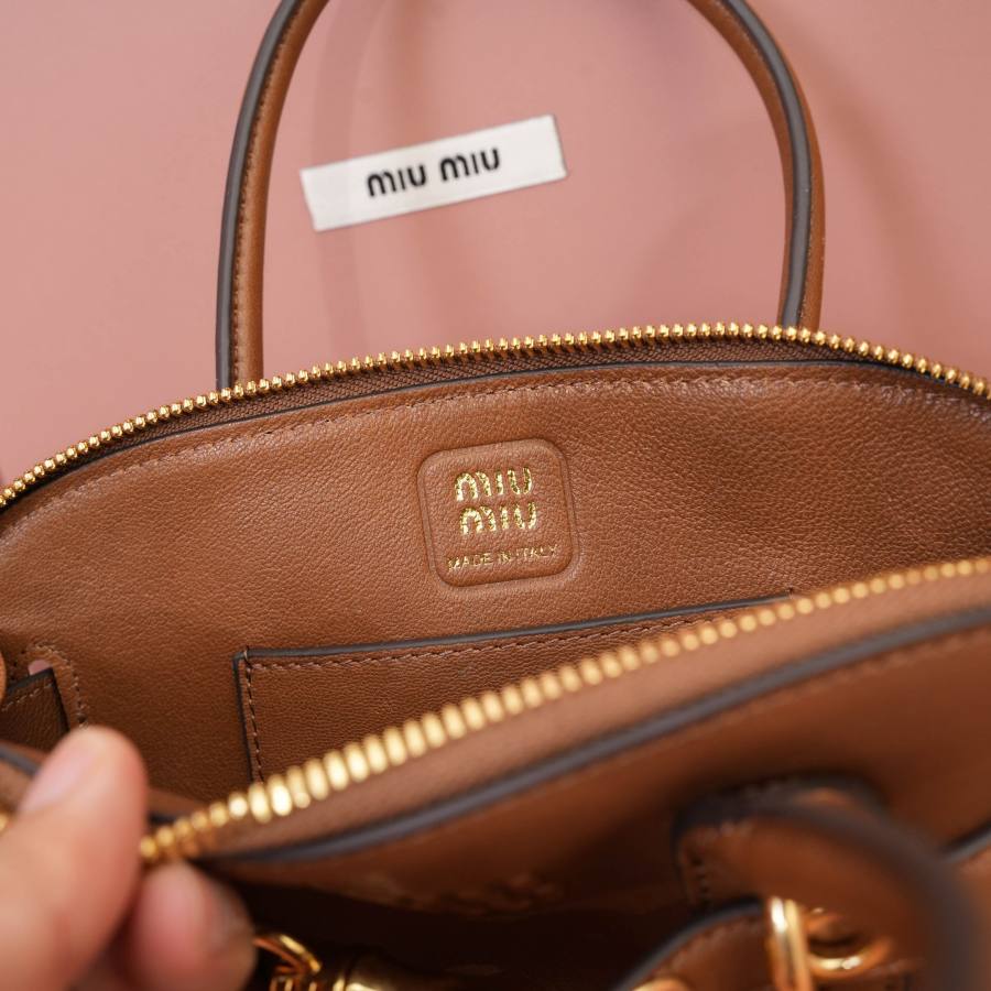 Miu Miu Aventure Nappa Mini Shell Bag 5BP140 A28B 19 x 13 x 6