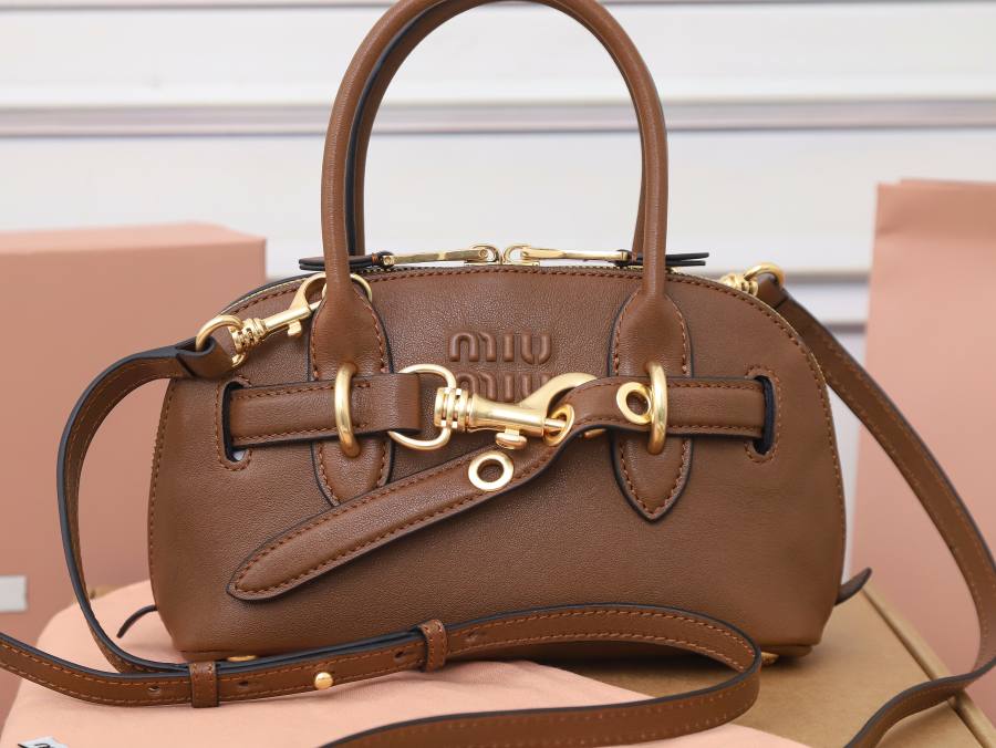 Miu Miu Aventure Nappa Mini Shell Bag 5BP190 F3CB 19 x 13 x 6