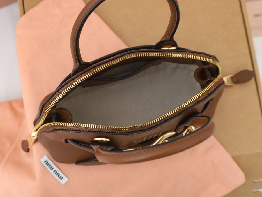 Miu Miu Aventure Nappa Mini Shell Bag 5BP190 F3CB 19 x 13 x 6