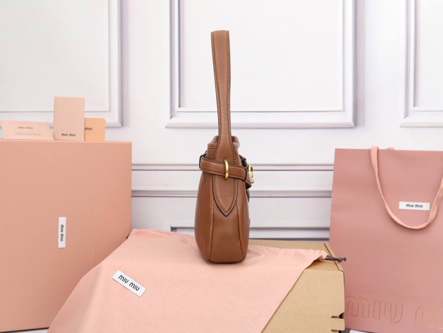 Miu Miu Aventure Underarm Bag 5BC182 3DBD 33 x 18 x 5