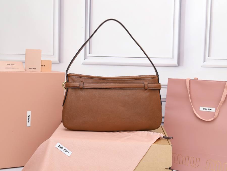 Miu Miu Aventure Underarm Bag 5BC182 3DBD 33 x 18 x 5