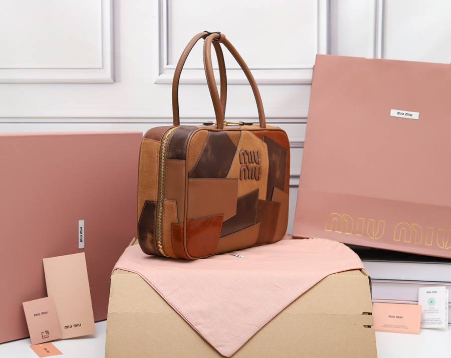 Miu Miu Beau Bag 5BB117 084C 34 x 22 x 12