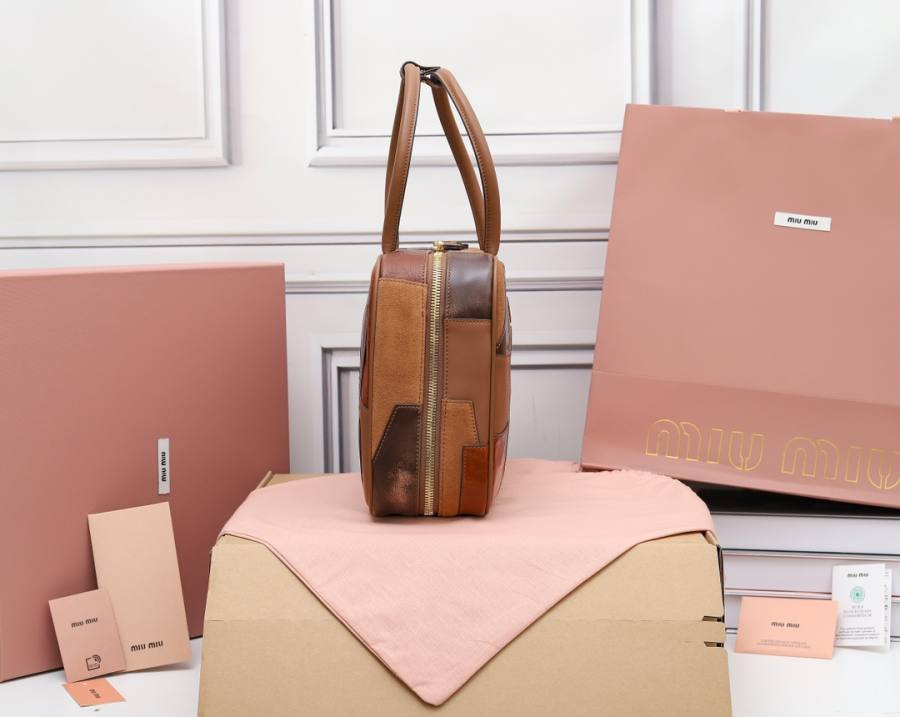 Miu Miu Beau Bag 5BB117 084C 34 x 22 x 12