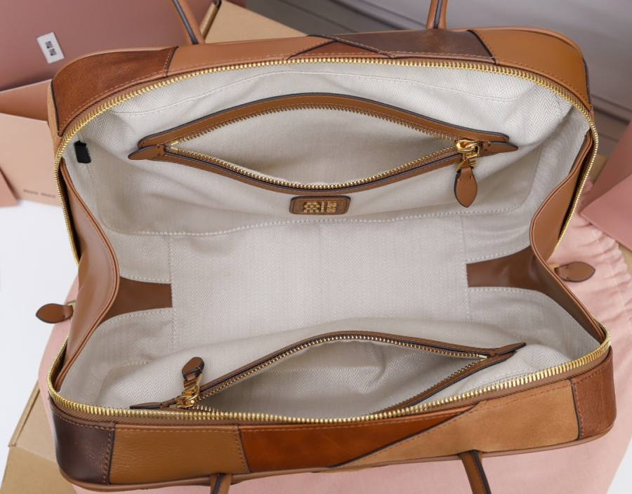 Miu Miu Beau Bag 5BB117 084C 34 x 22 x 12