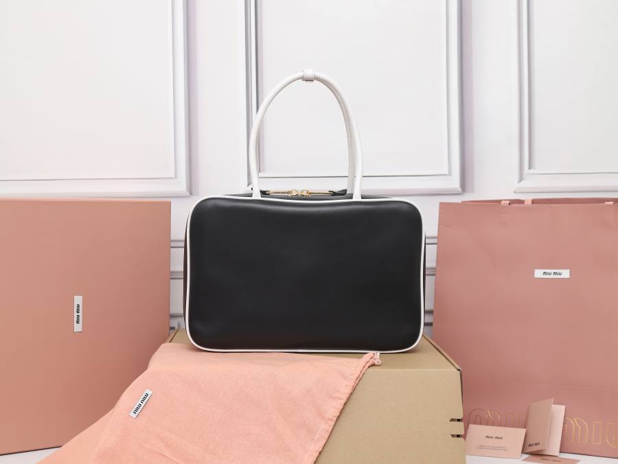 Miu Miu Beau Bag 5BB117 2284 34 x 22 x 12