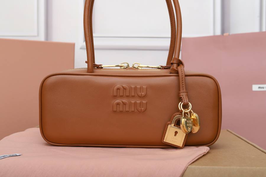 Miu Miu Beau Bag Small Cracked Patent 5BB173 3317 28 x 12 x 8