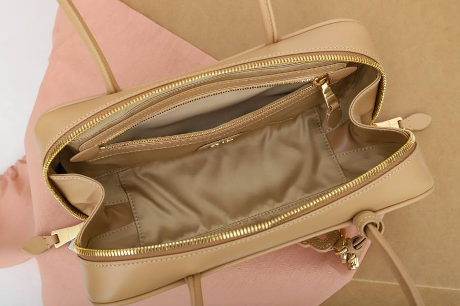 Miu Miu Beau Bag Small Cracked Patent 5BB173 4ABA 28 x 12 x 8