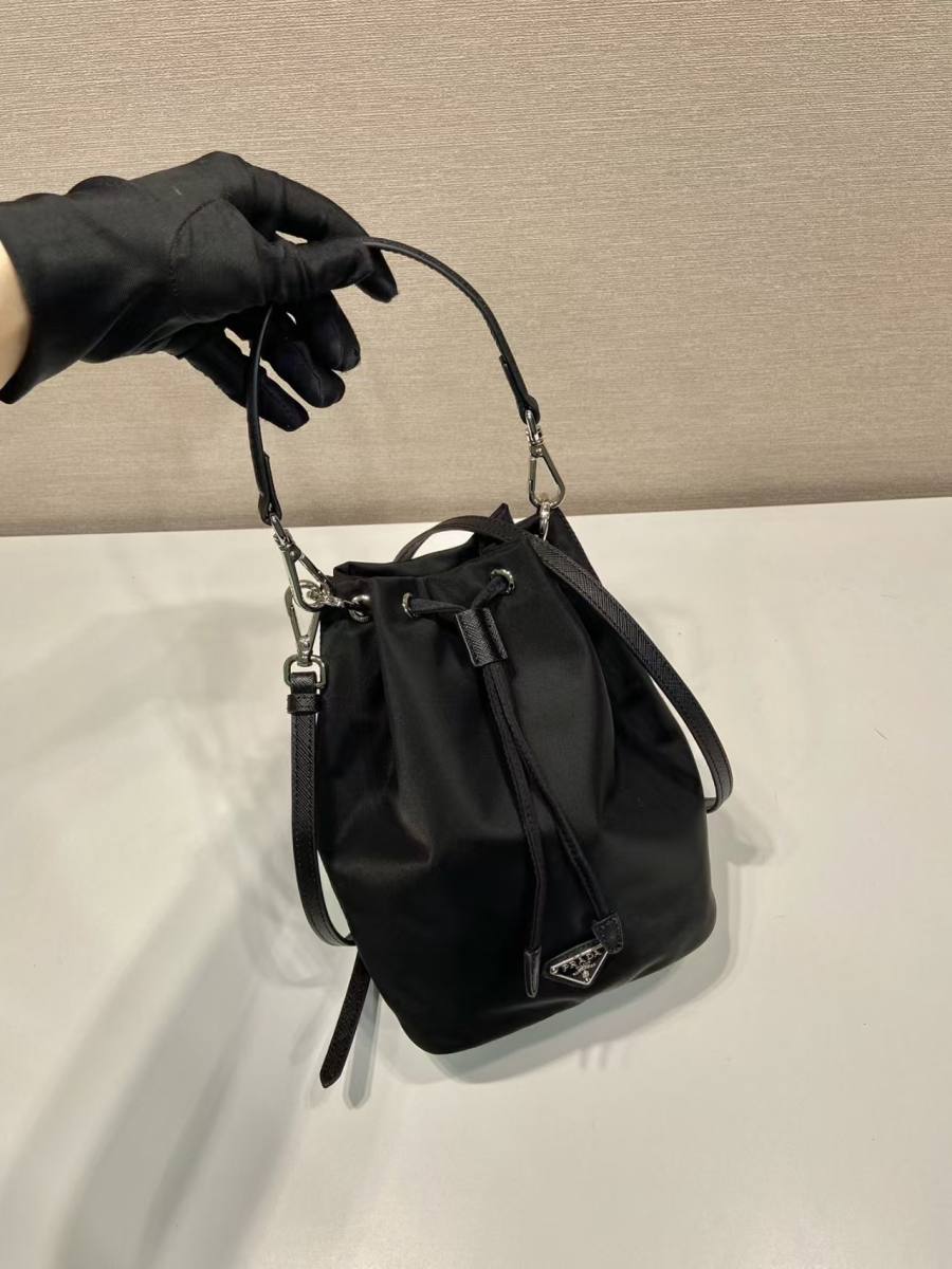 Prada 1BA038B Nylon 1BA038B 95ED