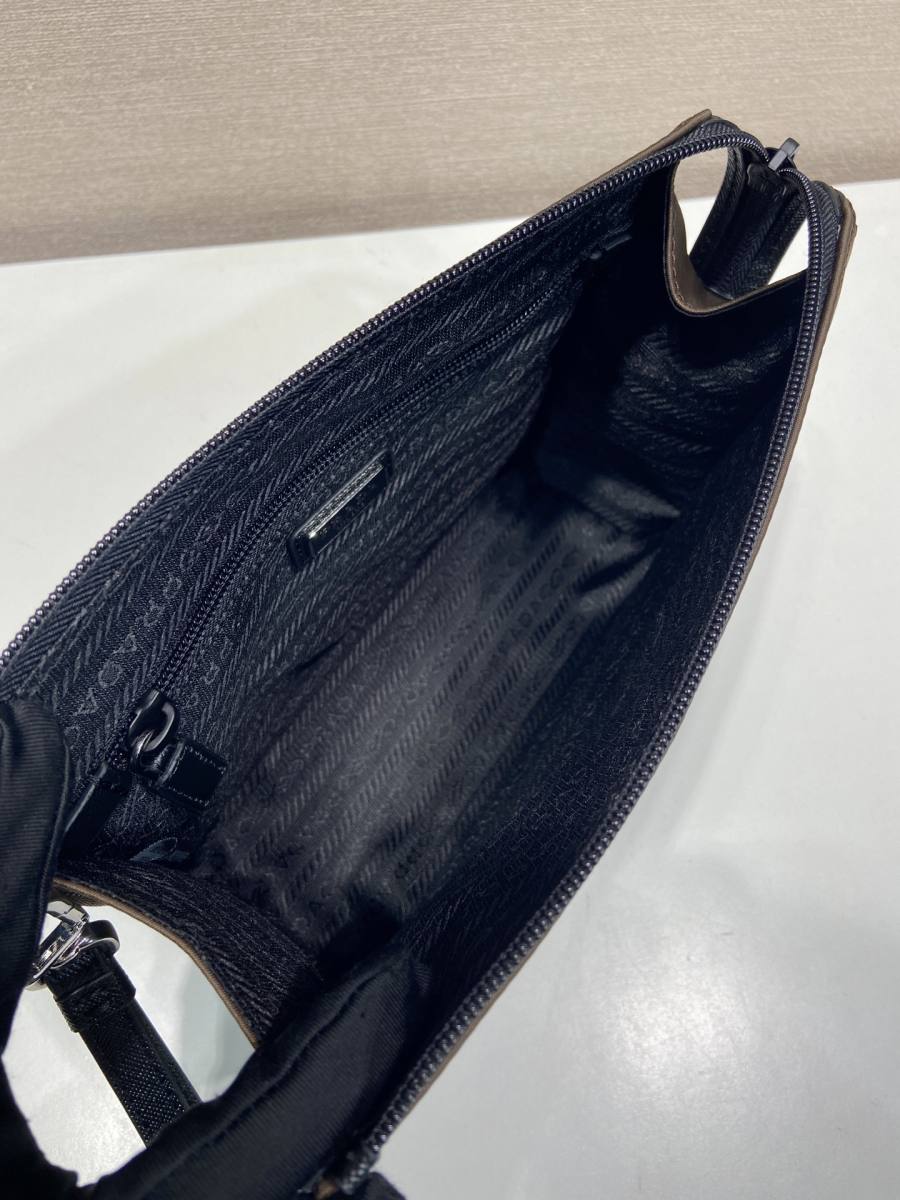RP 2134000 Prada 2NE789 Nylon 2NE789 820F