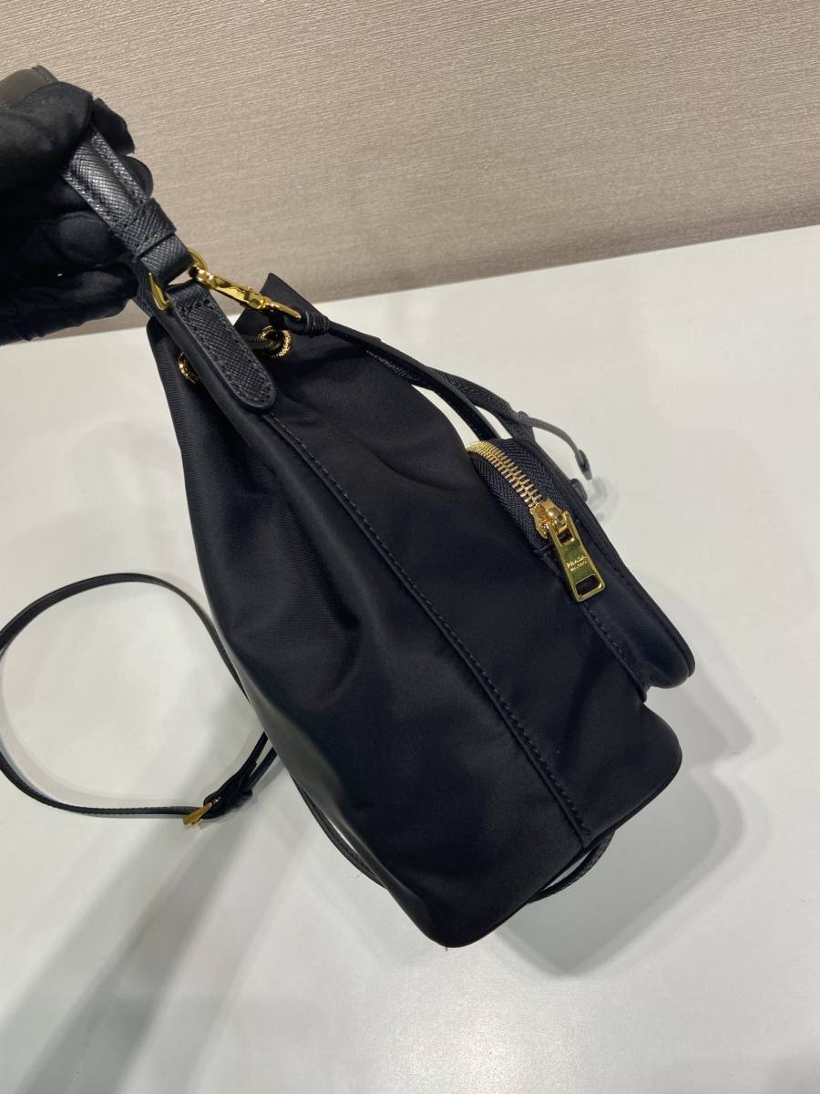 RP 2242000 Prada 1BH186 Nylon Small 1BH186 9387