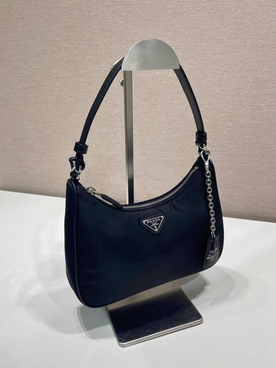 RP 2296000 Prada Hobo Nylon 8C25